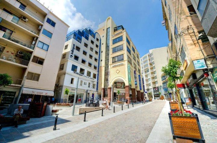Modern 1Br Maisonette Steps From The Promenade 슬리에마 외부 사진